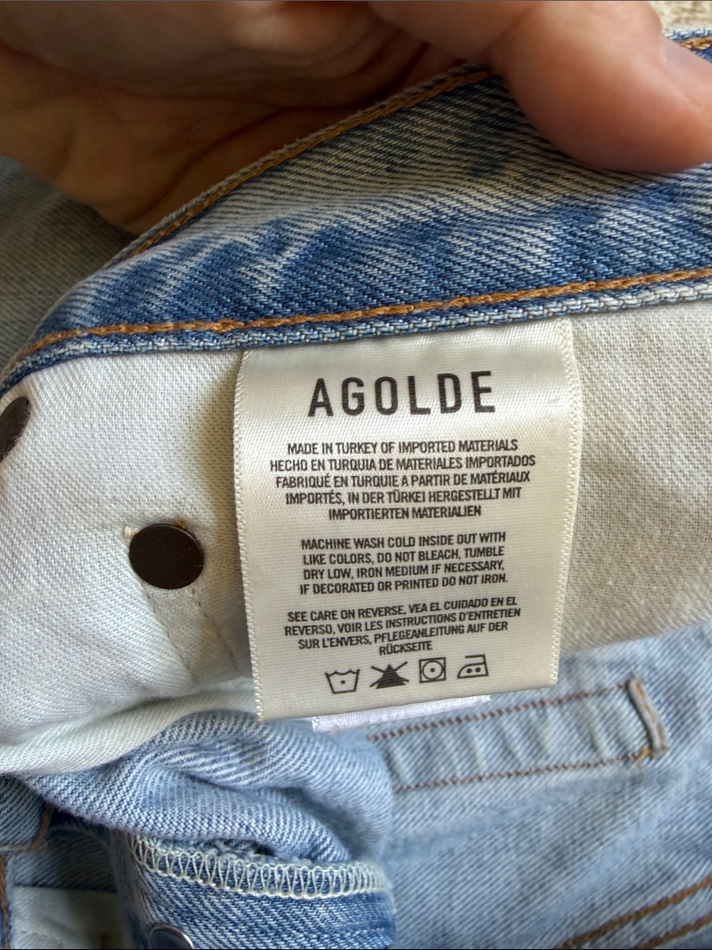 Agolde Riley Shorts - Picture 3 of 9
